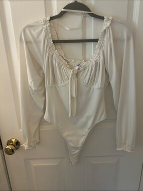 White corset long sleeve bodysuit top